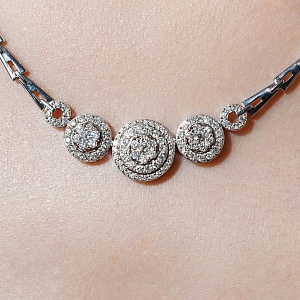 КОЛЬЕ 585